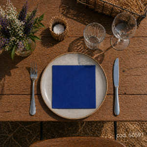 Immagine di TOVAGLIOLO MICROINCOLLATO BLU ECOLABEL 38x38cm
