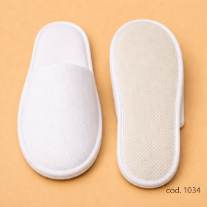 Immagine di PANTOFOLA PUNTA CHIUSA SUPERIORE SOFT BIANCA PACK IN CARTA cm28