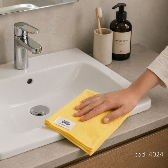 Immagine di MICROFIBRA SOFT SUPER SPONGE GIALLA 40x42cm DTEX<1